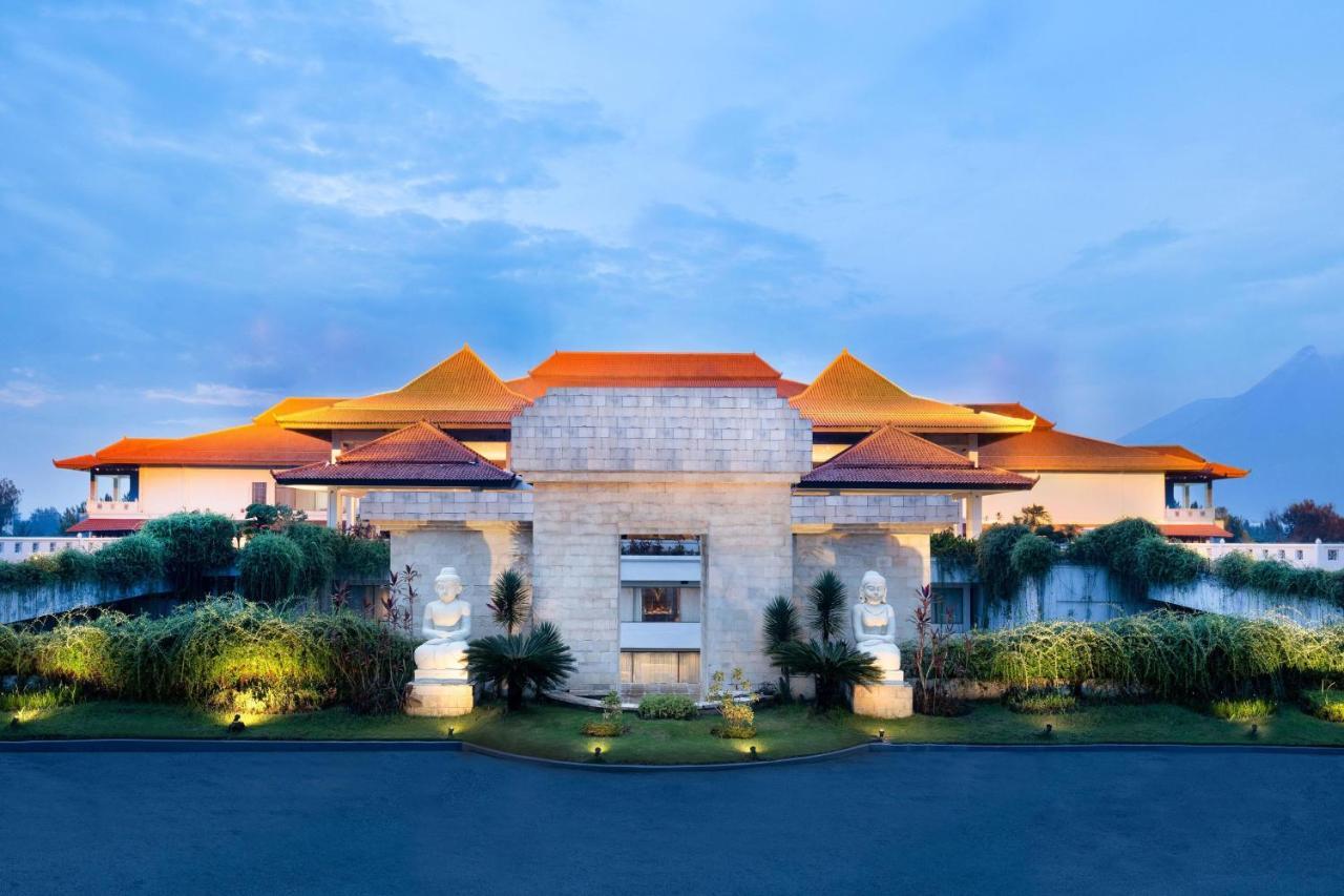 Mustika Yogyakarta Resort And Spa Maguwo Exterior foto