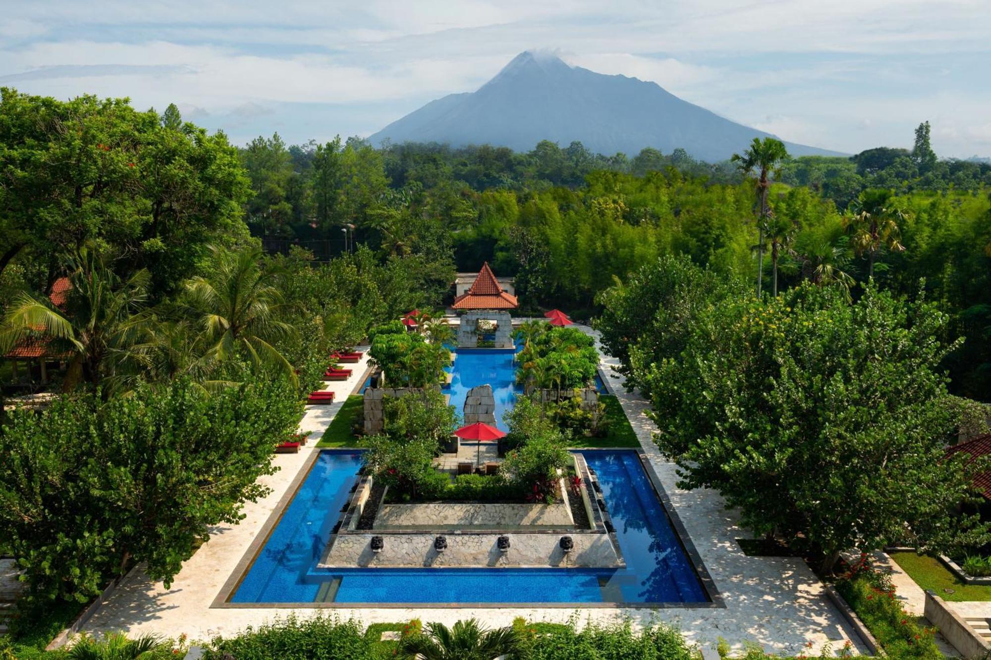 Mustika Yogyakarta Resort And Spa Maguwo Exterior foto